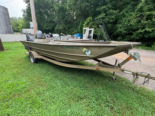 Utility bass boat 90hp - utility/bass,