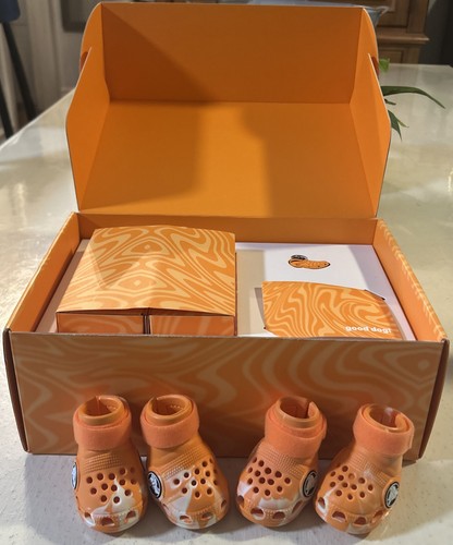 Bark crocs limited edition dog - bark,