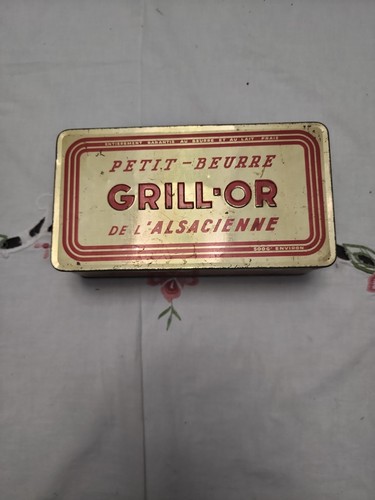 Ancienne boîte publicitaire - ancienne,