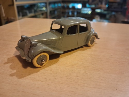 Citroen traction avec - 11,