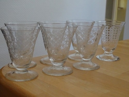 Anciens verres liqueur - 7, art