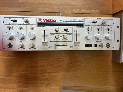 Table mixage rotative - dj,