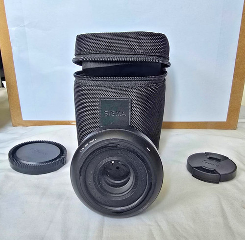 Objectif sigma 2 8 dn - 60, mm