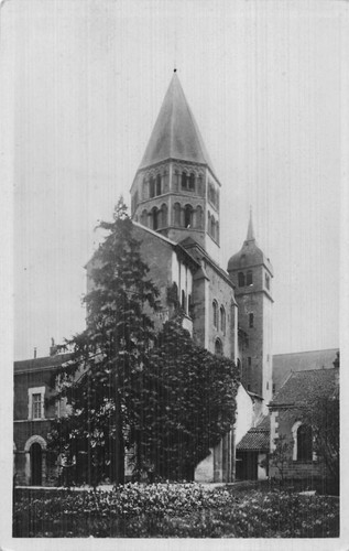 Cluny clocher l - l, eau