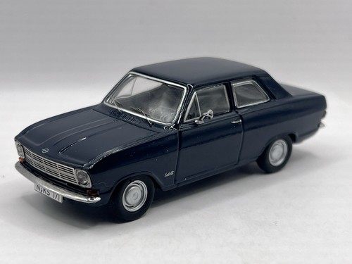 Opel kadett 43 schuco - b,