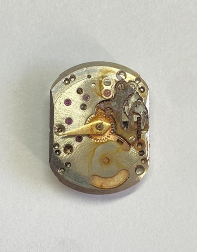Mouvement mecanique montre - mouvement,
