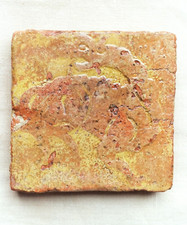 CARREAU DE PAVEMENT MÉDIÉVAL EN TERRE CUITE - DRAGON ANIMAL FABULEUX