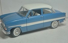 REVELL 1/18 FORD TAUNUS 12 M 1959 BON ETAT SANS BOITE gé