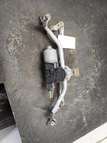 Moteur essuie glace avant