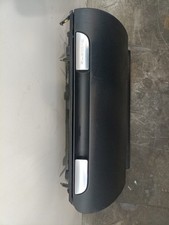 8P1857035P6PS boîte a gants