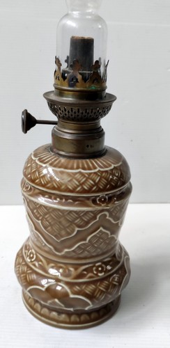 Lampe petrole faience - petrole,
