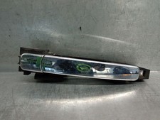 80640CA012 POIGNEE DE PORTE AVANT DROITE / 80640CA012 / 5603833 POUR NISSAN MURA