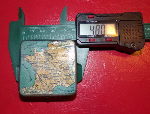 Ancien taille crayon boite - crayon,