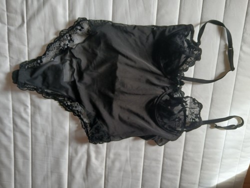Body femme noir dentelle
