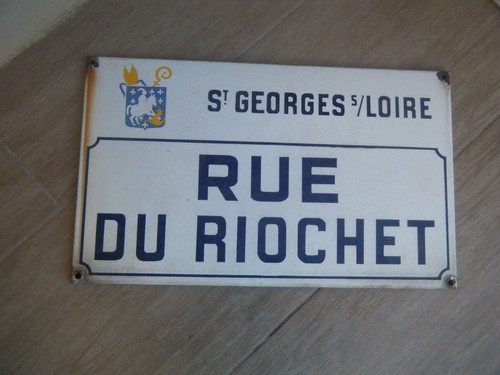 Plaque émaillée ancienne - ancienne, rue