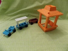 Vintage Fisher Price Little People Zoo Aviary with 3-piece Zoo Tram car