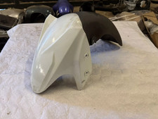 GARDE BOUE AVANT - SYM 125 GTS