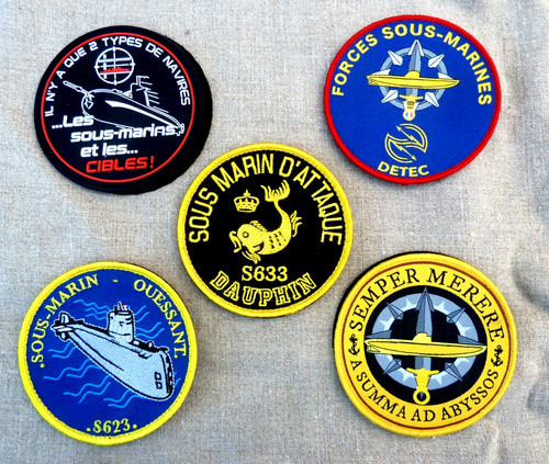 Lot patchs sous - de,