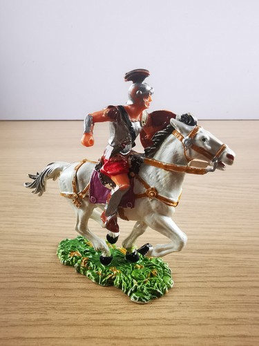 Figurine cavalier romain - , à