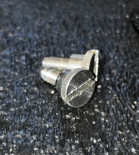 2 vis pour sangle de magnétophone NAGRA