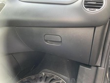 Boite a gants FIAT PUNTO EVO 3