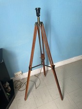 Lampadaire Pied en chéne