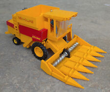 vintage ancien TR 85 new holland britains moissonneuse batteuse  incomplet