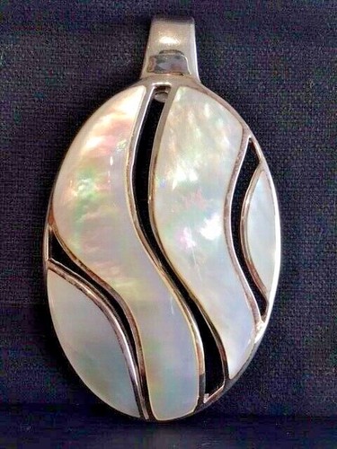 Pendentif nacre blanc - pendentif,