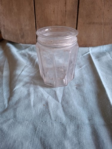Petit pot a confiture - pot,