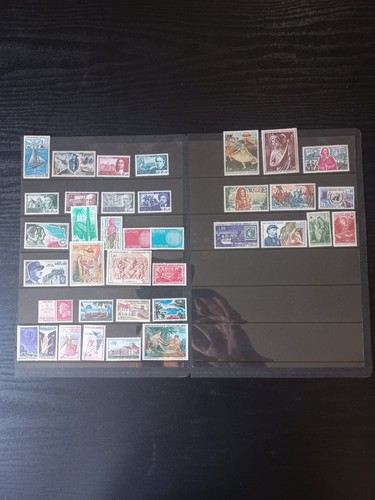 Timbres année 1970 - timbres,