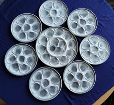 PLAT ET 7 ASSIETTES À HUÎTRES BARBOTINE MOULIN DES LOUPS