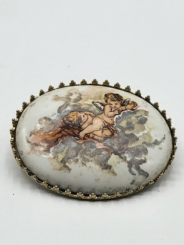 Broche camée vintage ovale