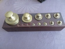 BOITE DE POIDS EN LAITON DE