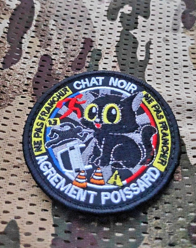 Badge chat noir lumineux - du,