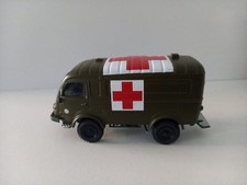 RENAULT R2087 AMBULANCE