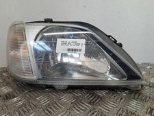 Optique avant principal droit