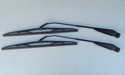 Wiper arms with - blades, 2