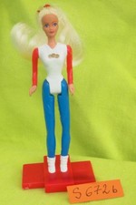 Poupée S672 :   mini Barbie