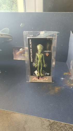 Alien figurine reptilien - figurine,