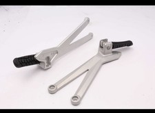 repose pied arriere avec