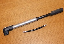 BTWIN B TWIN 200 mini POMPE à VELO double embouts GONFLAGE de PNEUS