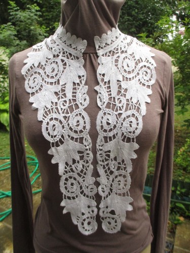 Grand col plastron - col,
