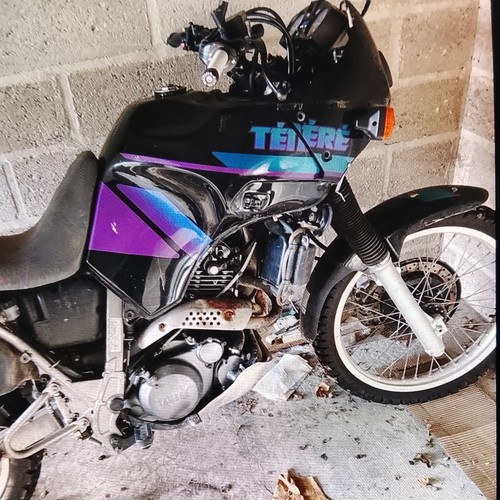 Vendre toutes pièces - À,