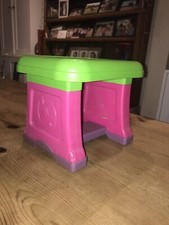Tabouret rose et vert