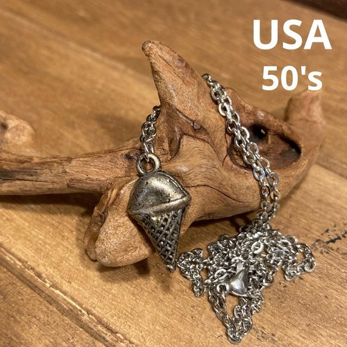 Collier breloques vintage - collier,
