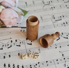 ANCIENS JEU DE DES EN OS DANS