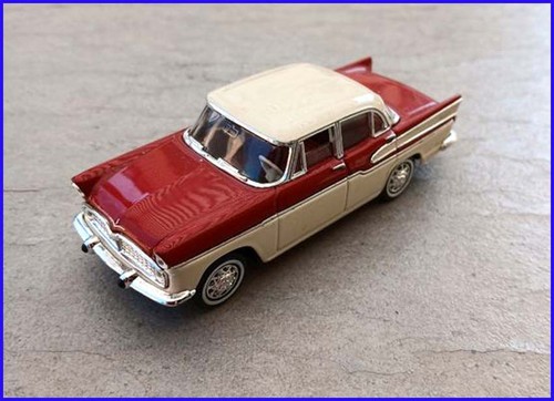 Voiture miniature simca - simca,