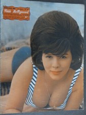 revue folies de  paris