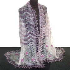 Etole ajourée Orenbourg/ Etole Mariage/ Etole russe tricotée a la main et brodée