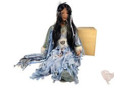 Poupée d'artiste poupée de